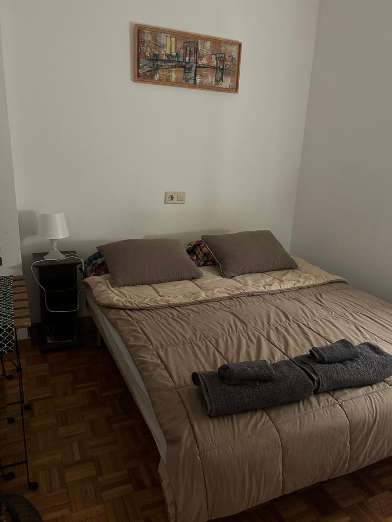Appartamento Habitacion Doble En Figueres Figueres  Esterno foto
